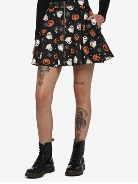 Hot Topic- Social Collision Halloween Ghost & Pumpkin Skater Skirt Size Plus 3